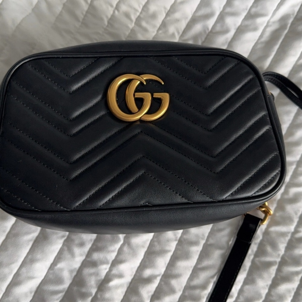 Gucci GG MARMONT MINI SHOULDER BAG